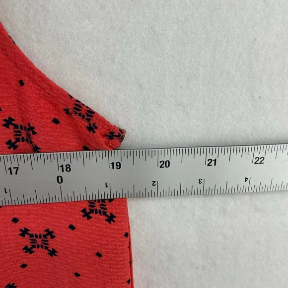 Alice Blue Blouse Women's Sz M Red Orange Sundai Split Neck Stitch Fix Henley - Picture 3 of 11